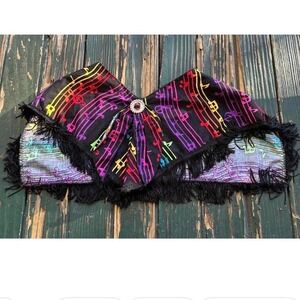 Rainbow music note collar with fringe